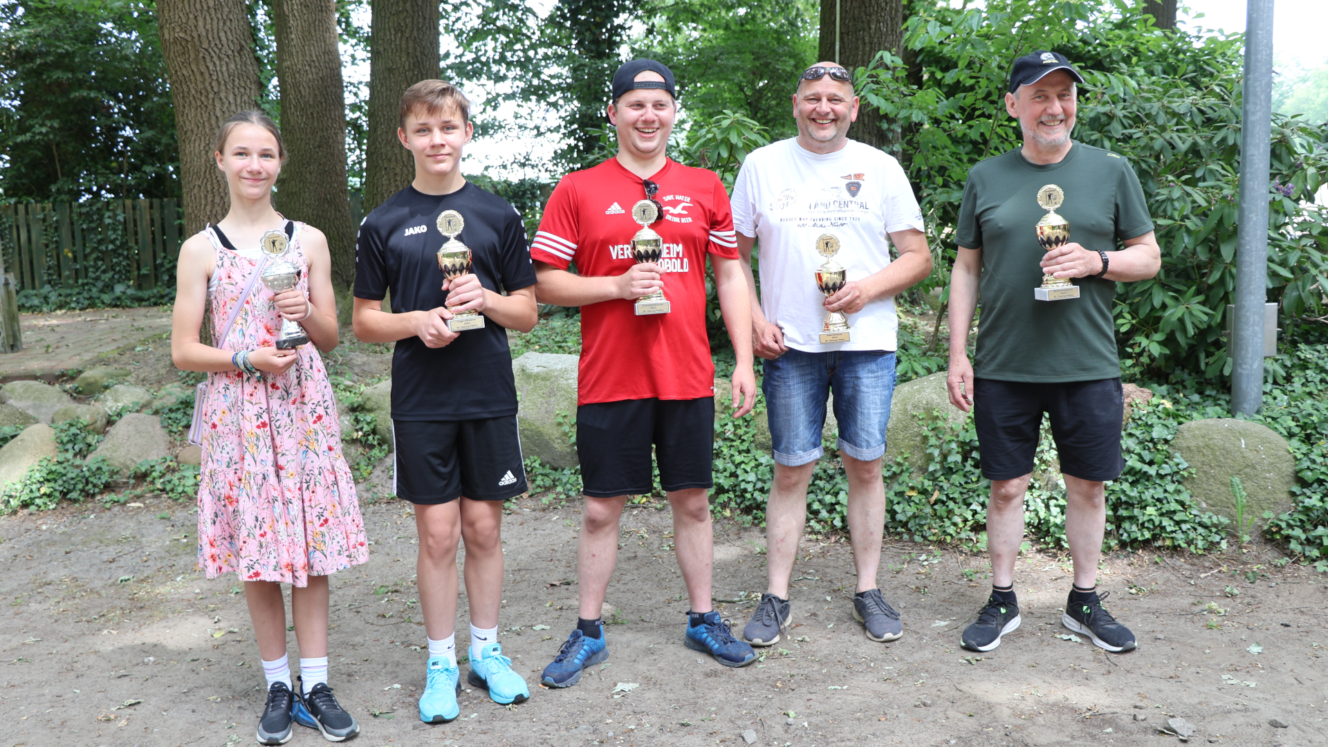 Read more about the article Erstes Sommerbiathlon der Schützenbruderschaft Halen war ein Erfolg – Teilnehmer hatten viel Spaß